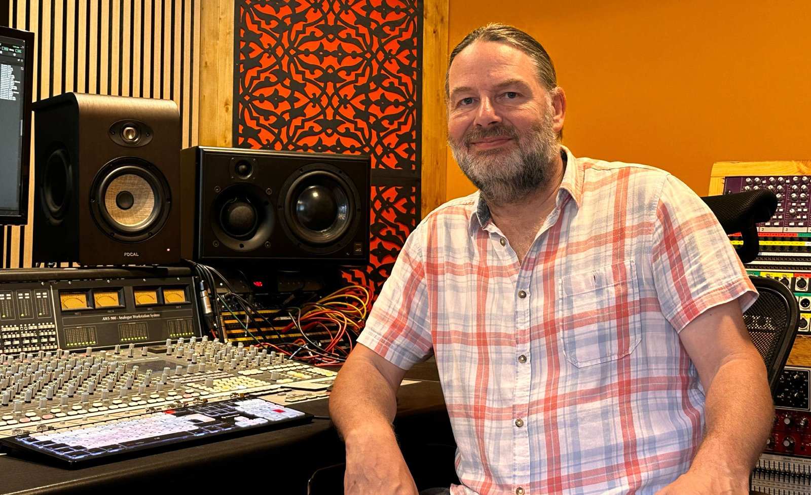 Broadwood's temporary control room.